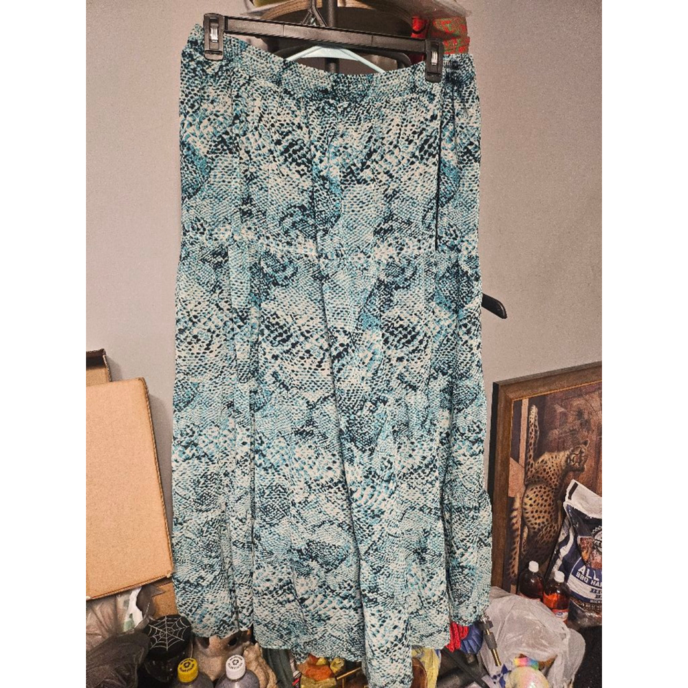 Women's Faded Glory Skirt, 2X, Teal snake skin pattern